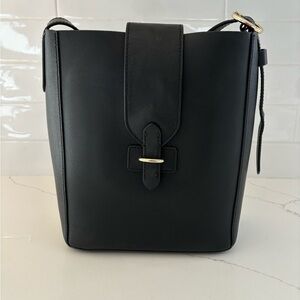 Banana Republic Bucket Bag